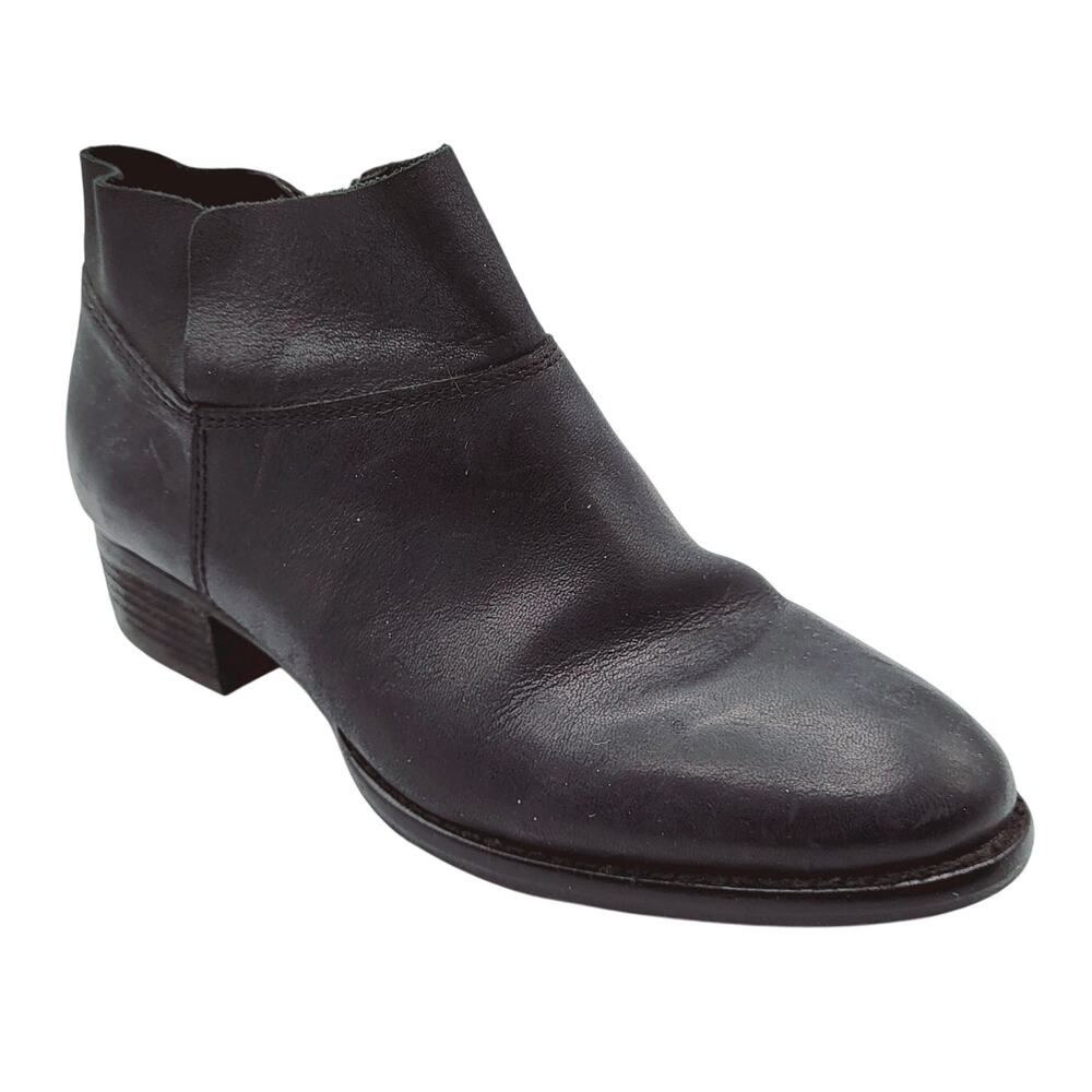 Gianni Bini Black Leather Ankle Booties 1.3" Stacked Heel Size 6M